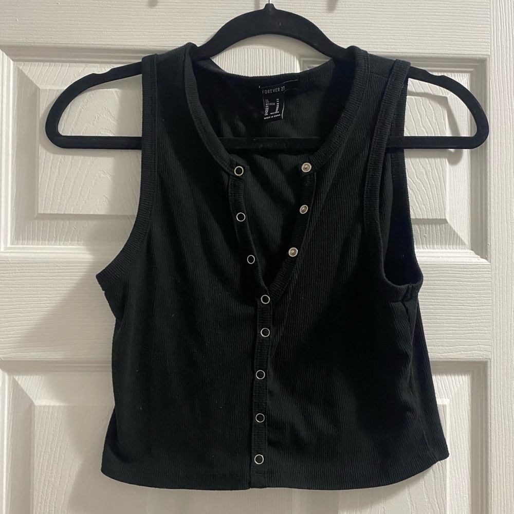 Cropped Button Up Tank